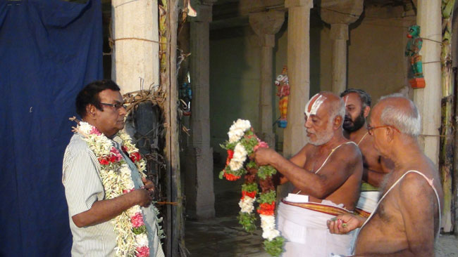 Alwar Temple honour