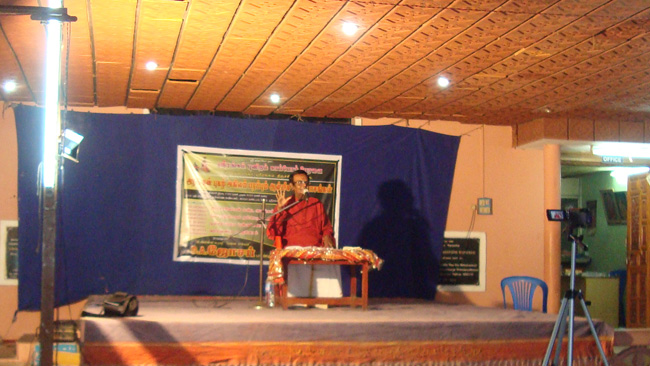 Puspha Kainkaryam at Srirangam