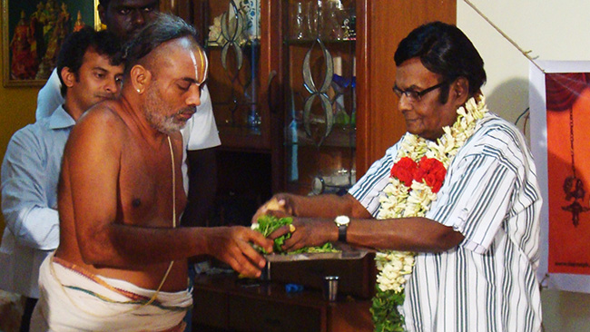 D.A.Joseph honoured by Sri Astalakshmi Temple (Besant Nagar). Prasatham and Maalai